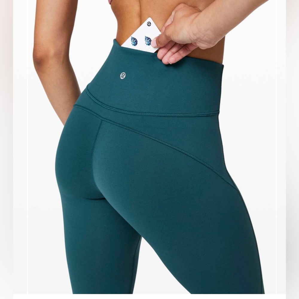 Women’s Lululemon In Movement Legging Tight 25" Everlux in Bermuda Teal